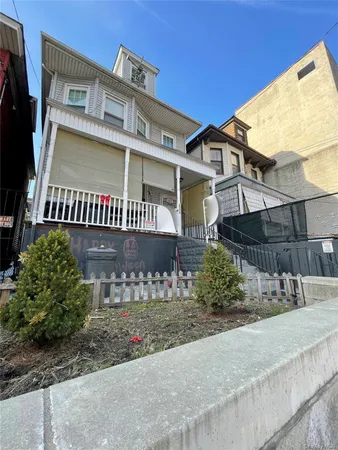 $1,500,000 | 2503 Marion Avenue | Fordham