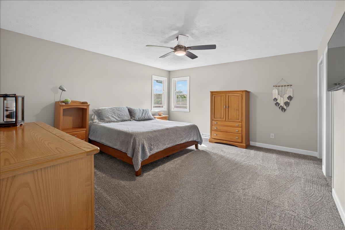 6137 Upper Ridge Way Roscoe, IL 61073 - Photo 23 of 48
