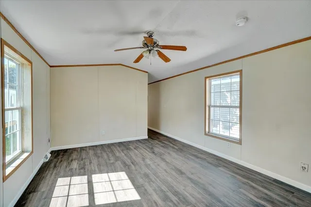 $119,900 | 21 Avenue C, Burlington, VT 05408