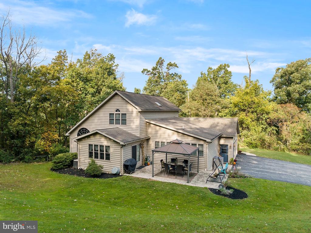 685 Racetrack Road Abbottstown, PA 17301 - Photo 1 of 67 Gallery Image 1