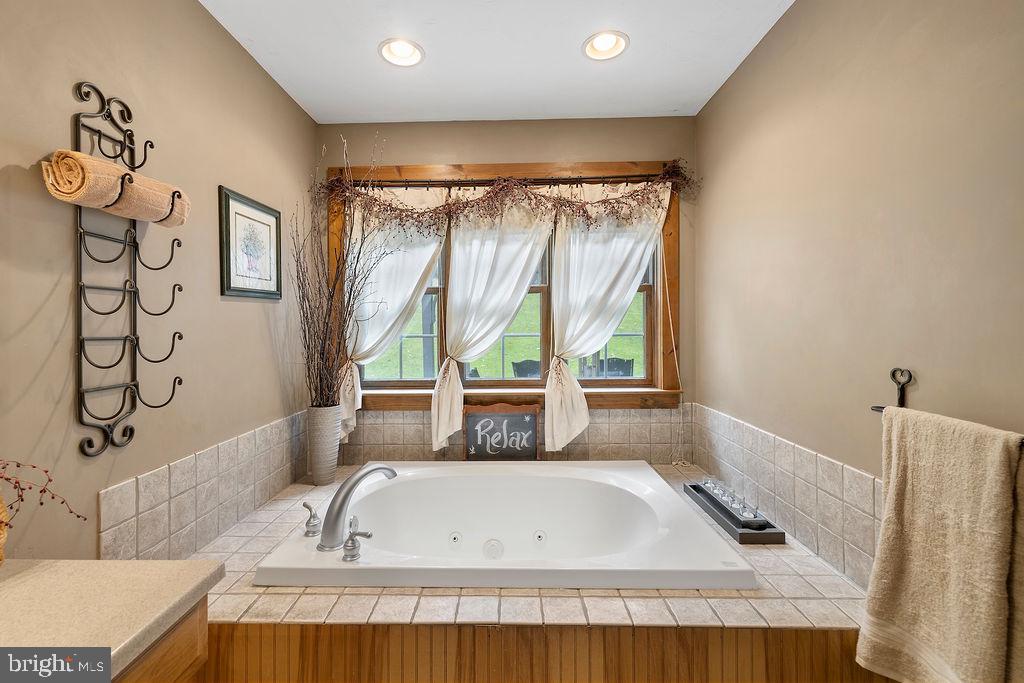 685 Racetrack Road Abbottstown, PA 17301 - Photo 39 of 67 Gallery Image 39