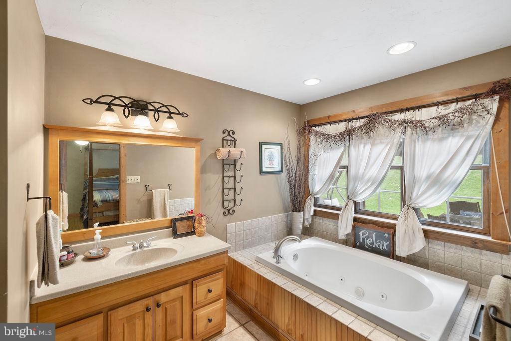 685 Racetrack Road Abbottstown, PA 17301 - Photo 40 of 67 Gallery Image 40