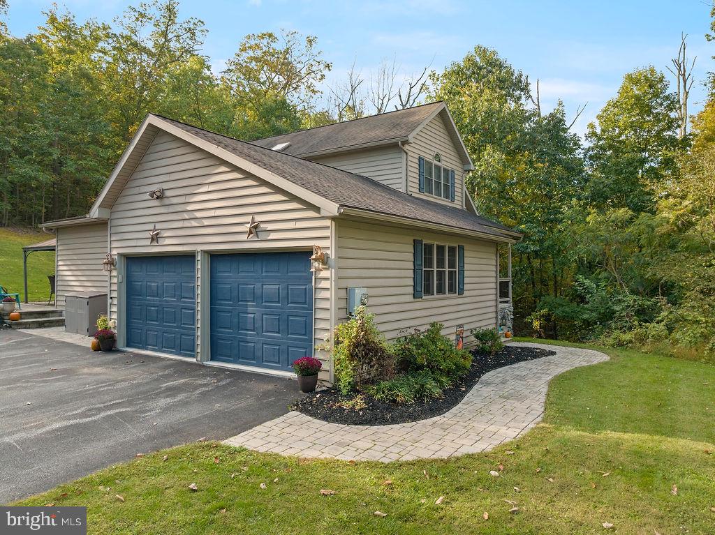 685 Racetrack Road Abbottstown, PA 17301 - Photo 6 of 67 Gallery Image 6