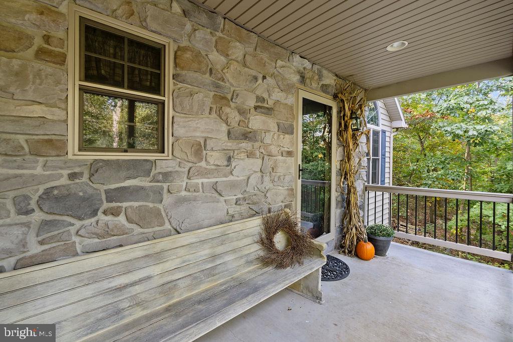 685 Racetrack Road Abbottstown, PA 17301 - Photo 9 of 67 Gallery Image 9