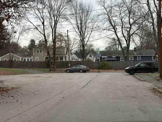 $320,000 | 22 Kern Drive, Nashua, NH 03060