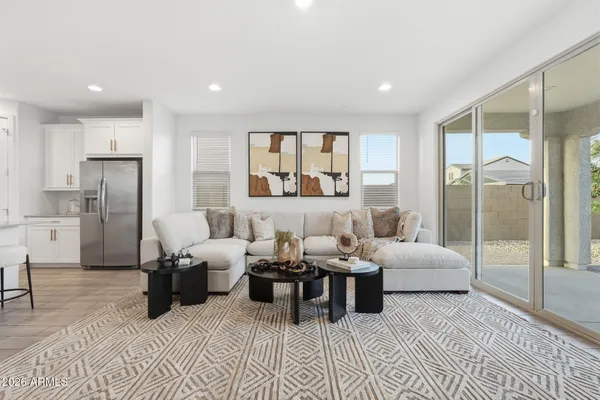 $649,950 | 6627 South Abbey Lane, Gilbert, AZ 85298