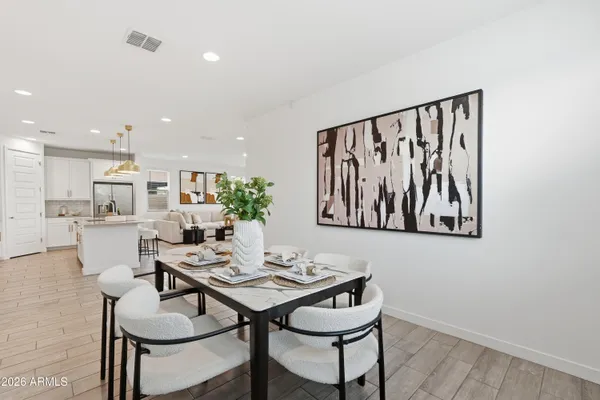 $649,950 | 6627 South Abbey Lane, Gilbert, AZ 85298