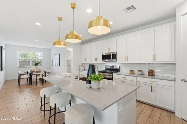 $649,950 | 6627 South Abbey Lane, Gilbert, AZ 85298