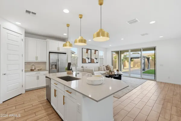 $649,950 | 6627 South Abbey Lane, Gilbert, AZ 85298