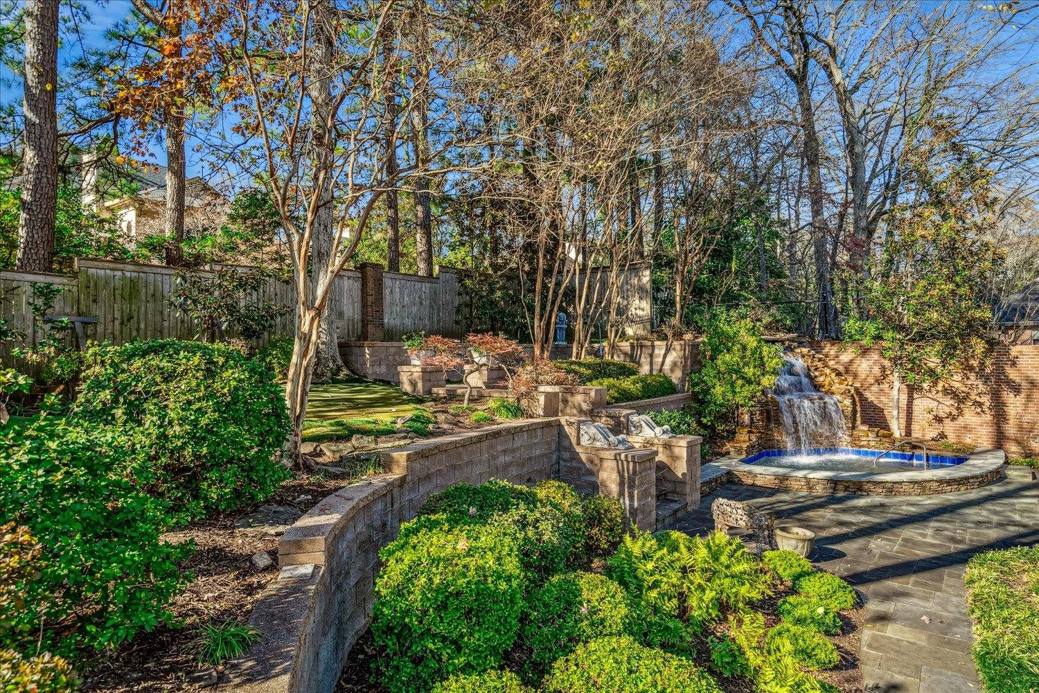 335 River Oaks Road North Memphis, TN 38120 - Photo 33 of 37