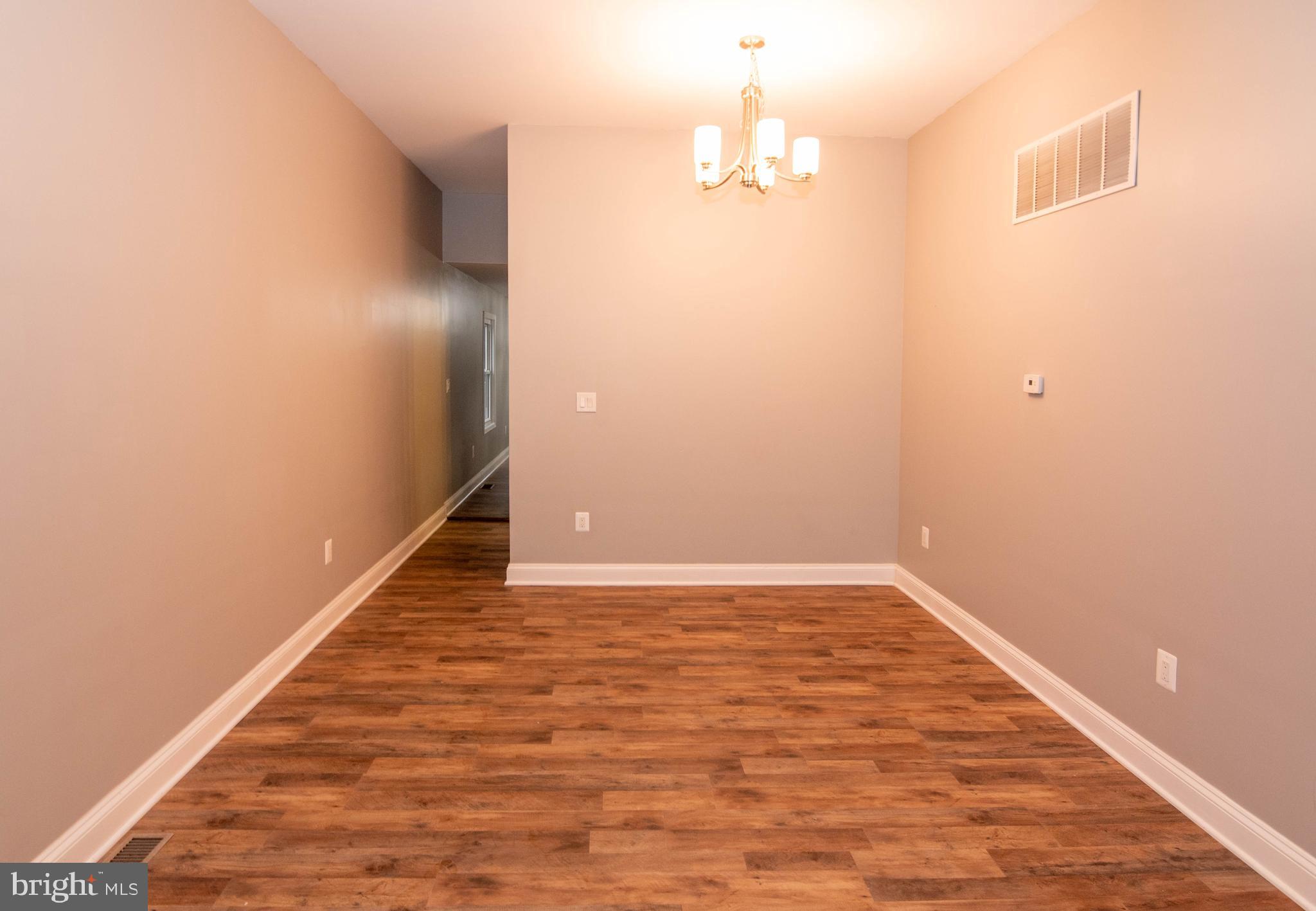 913 Wise Avenue Dundalk, MD 21222 - Photo 6 of 52