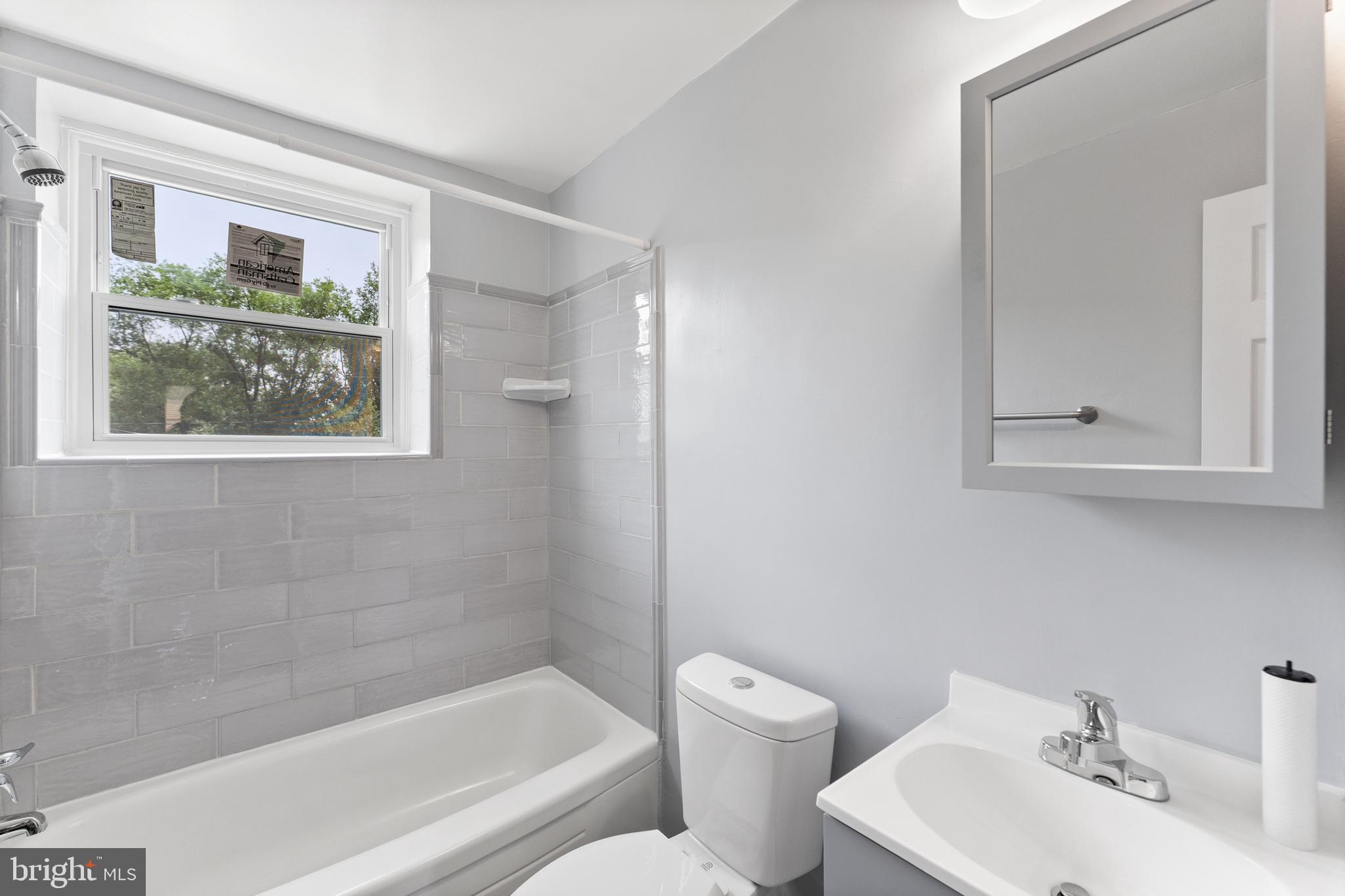 2941 Mallview Road Baltimore, MD 21230 - Photo 13 of 23