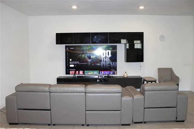 $366,000 | 13327 Waterleaf Garden Circle, Riverview, FL 33579