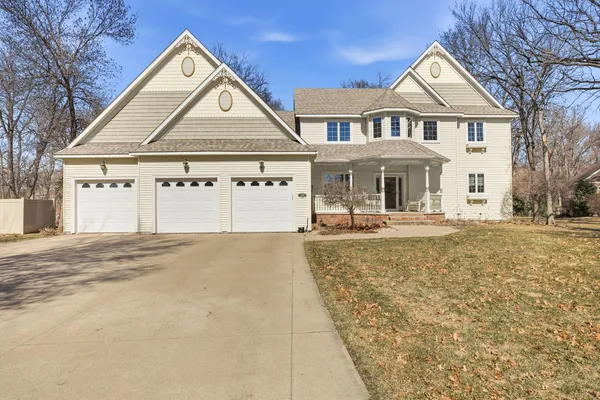 $775,000 | 725 Starlight Drive, Sartell, MN 56377