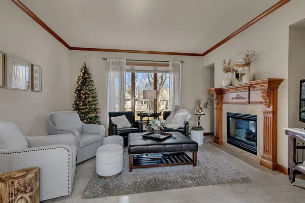 $775,000 | 725 Starlight Drive, Sartell, MN 56377