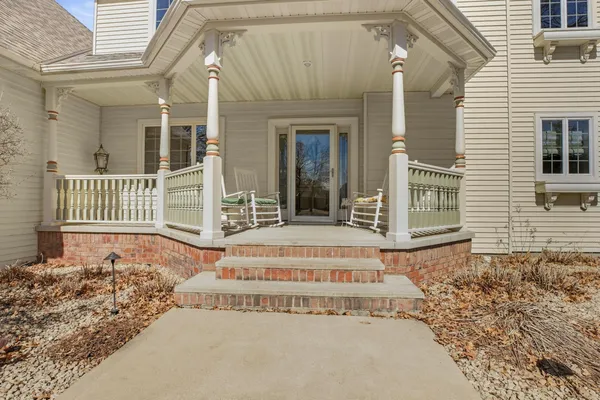 $775,000 | 725 Starlight Drive, Sartell, MN 56377