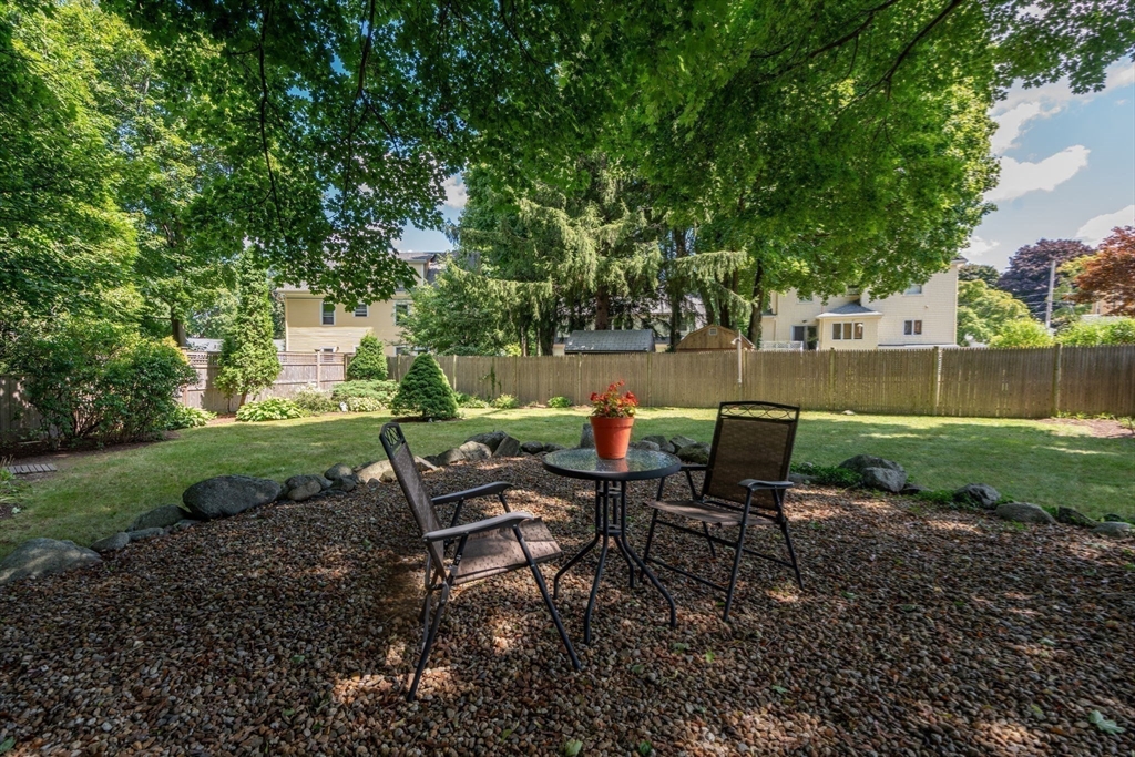 27 Prospect Avenue Arlington, MA 02476 - Photo 9 of 42