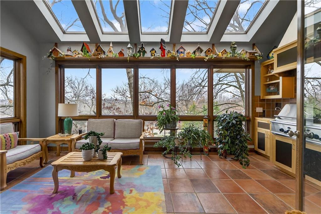 11615 Mohawk Lane Leawood, KS 66211 - Photo 31 of 91