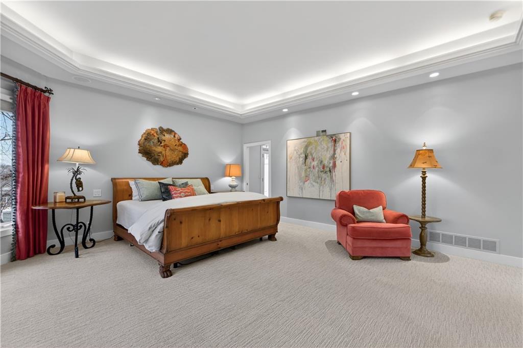 11615 Mohawk Lane Leawood, KS 66211 - Photo 33 of 91