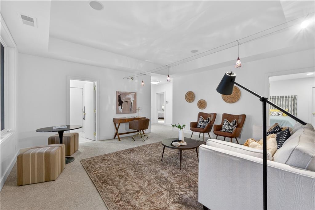 11615 Mohawk Lane Leawood, KS 66211 - Photo 59 of 91