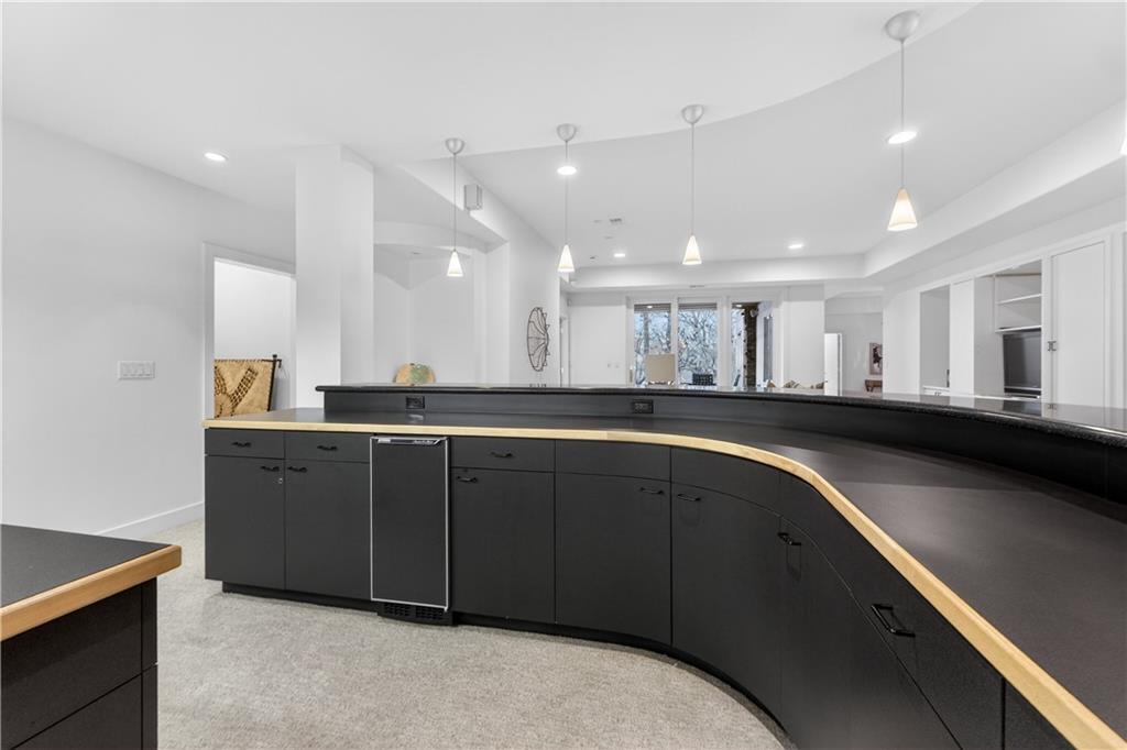 11615 Mohawk Lane Leawood, KS 66211 - Photo 65 of 91