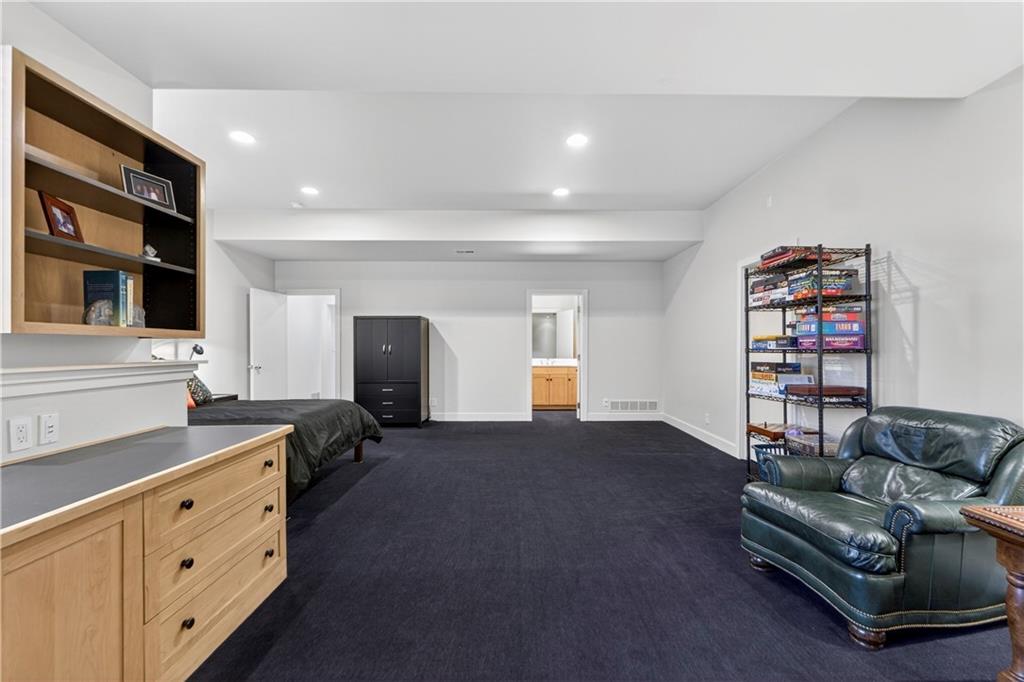 11615 Mohawk Lane Leawood, KS 66211 - Photo 68 of 91