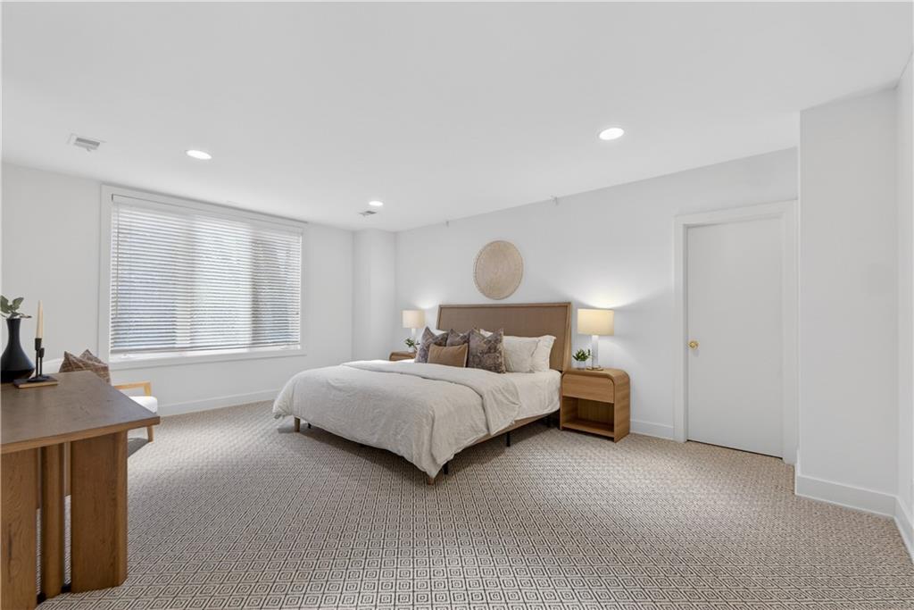 11615 Mohawk Lane Leawood, KS 66211 - Photo 77 of 91