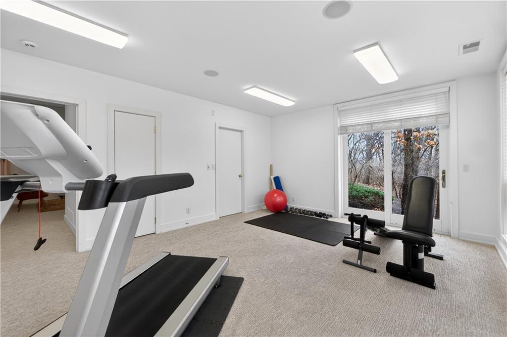 11615 Mohawk Lane Leawood, KS 66211 - Photo 84 of 91