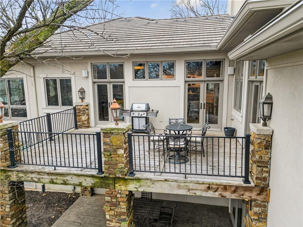 11615 Mohawk Lane Leawood, KS 66211 - Photo 85 of 91