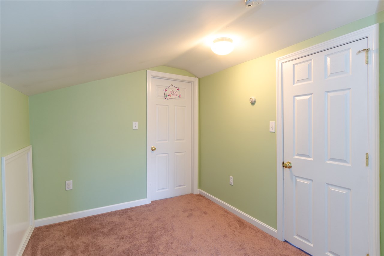 12 Newton Junction Road Kingston, NH 03848 - Photo 26 of 39