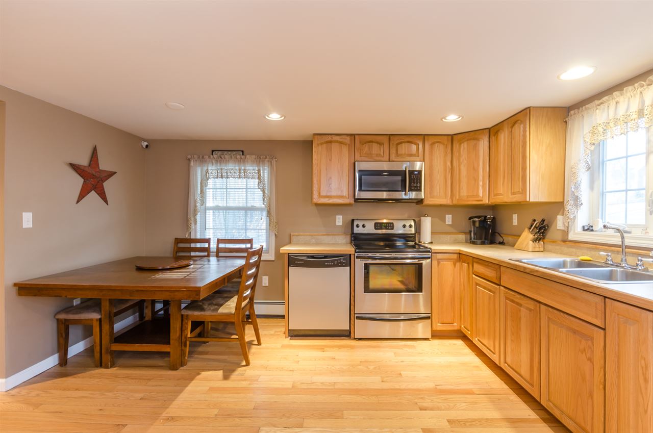 12 Newton Junction Road Kingston, NH 03848 - Photo 10 of 39
