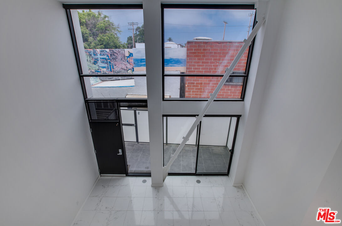 700 Main Street, Unit 5 Venice, CA 90291 - Photo 21 of 28 a view of an entryway with wooden floor