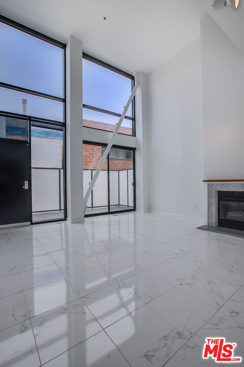 700 Main Street, Unit 5 Venice, CA 90291 - Photo 5 of 28