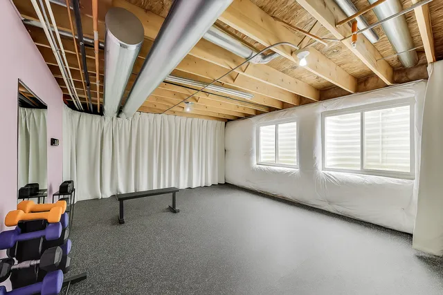 $595,000 | 327 Lasalle Lane, Buffalo Grove, IL 60089