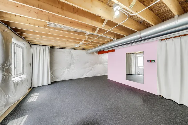 $595,000 | 327 Lasalle Lane, Buffalo Grove, IL 60089