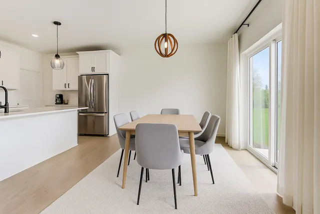 $595,000 | 327 Lasalle Lane, Buffalo Grove, IL 60089