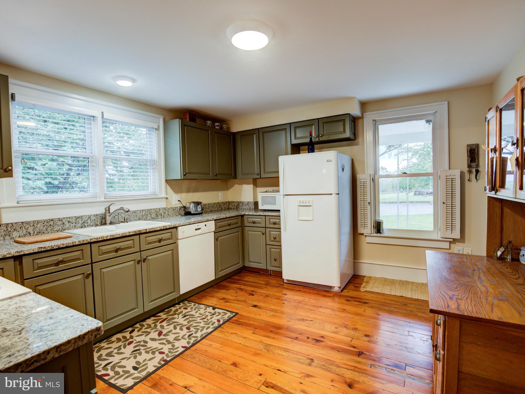 575 Redland Road Cross Junction, VA 22625 - Photo 6 of 30 Kitchen