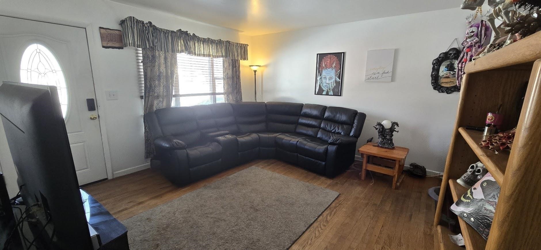 1910 34th Street Bay City, MI 48708 - Photo 6 of 26