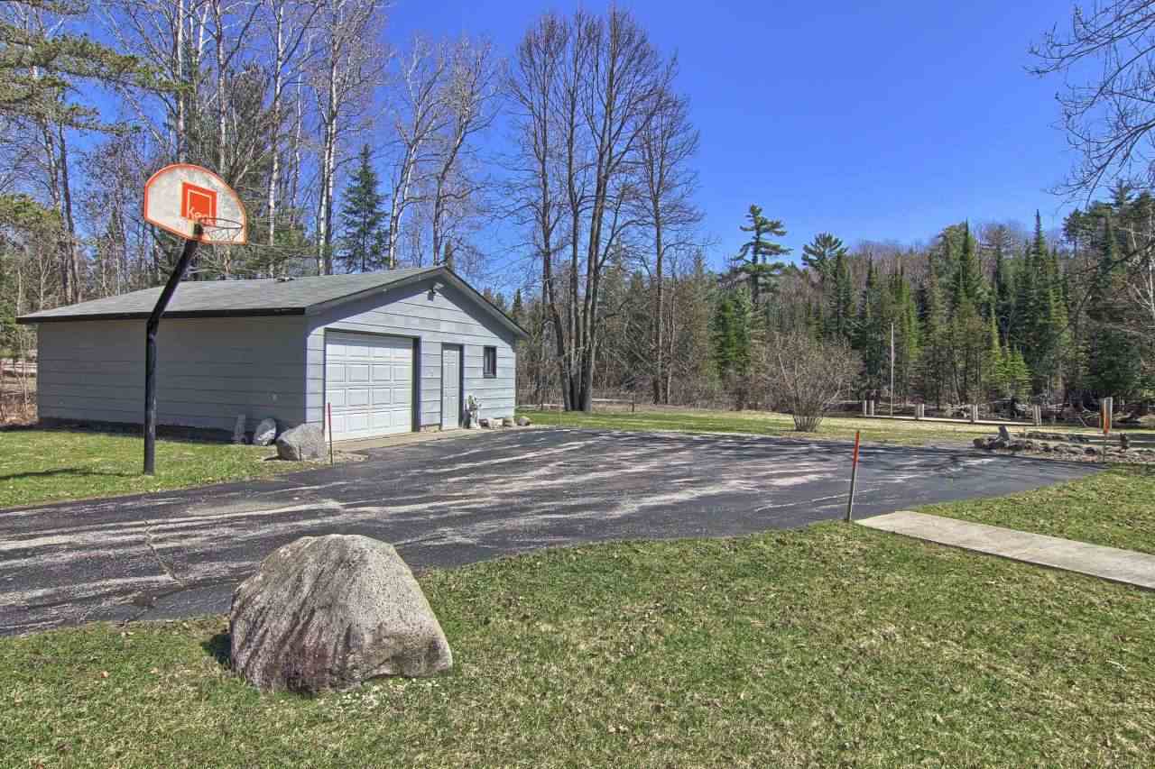 3201 South Garfield Road Traverse City, MI 49696 - Photo 26 of 54 1827938-25.JPG