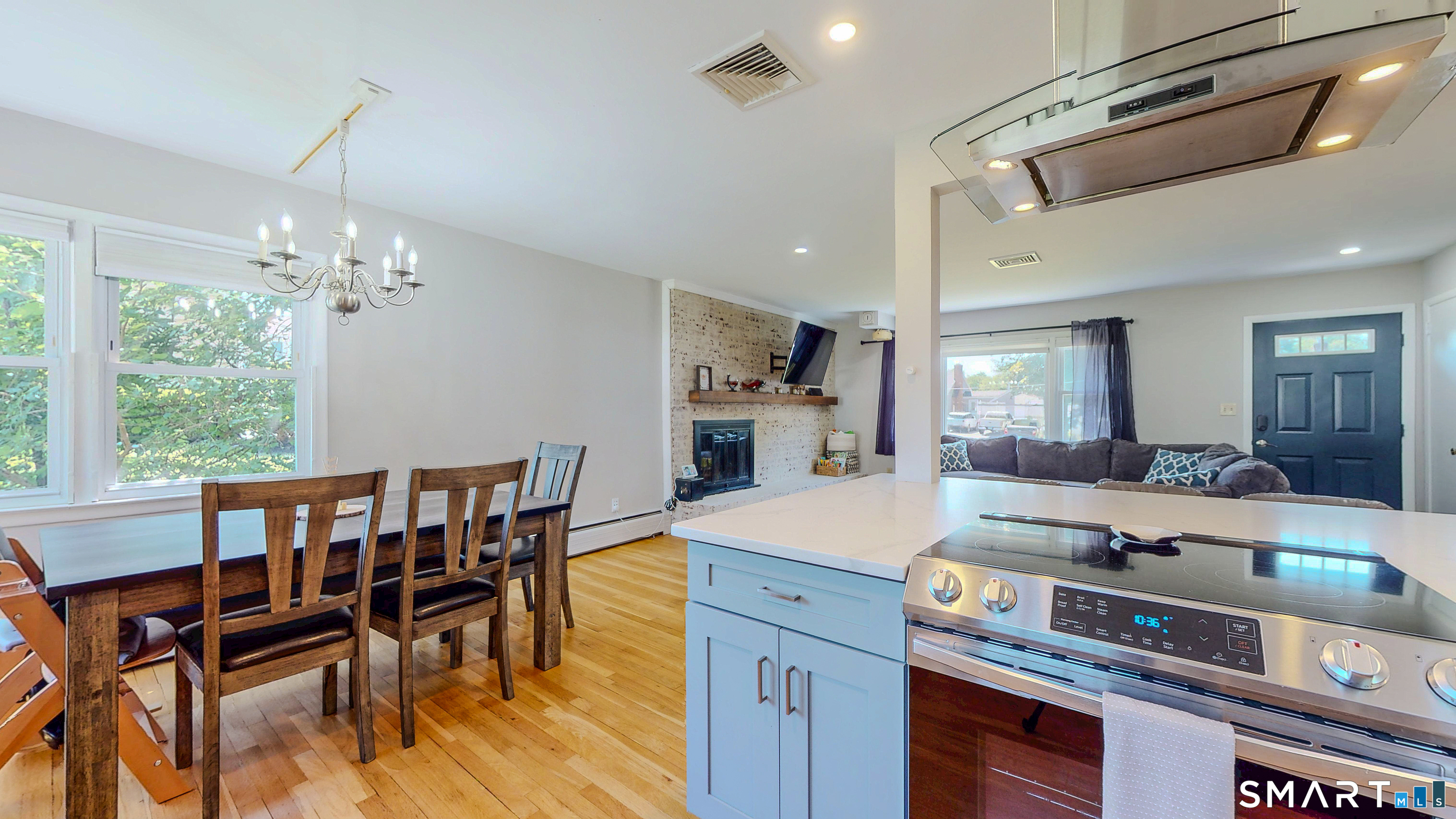 347 Edison Road Trumbull, CT 06611 - Photo 16 of 38
