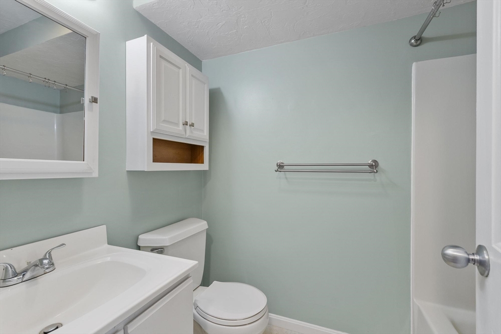 278 Manning Street, Unit 302 Hudson, MA 01749 - Photo 23 of 33