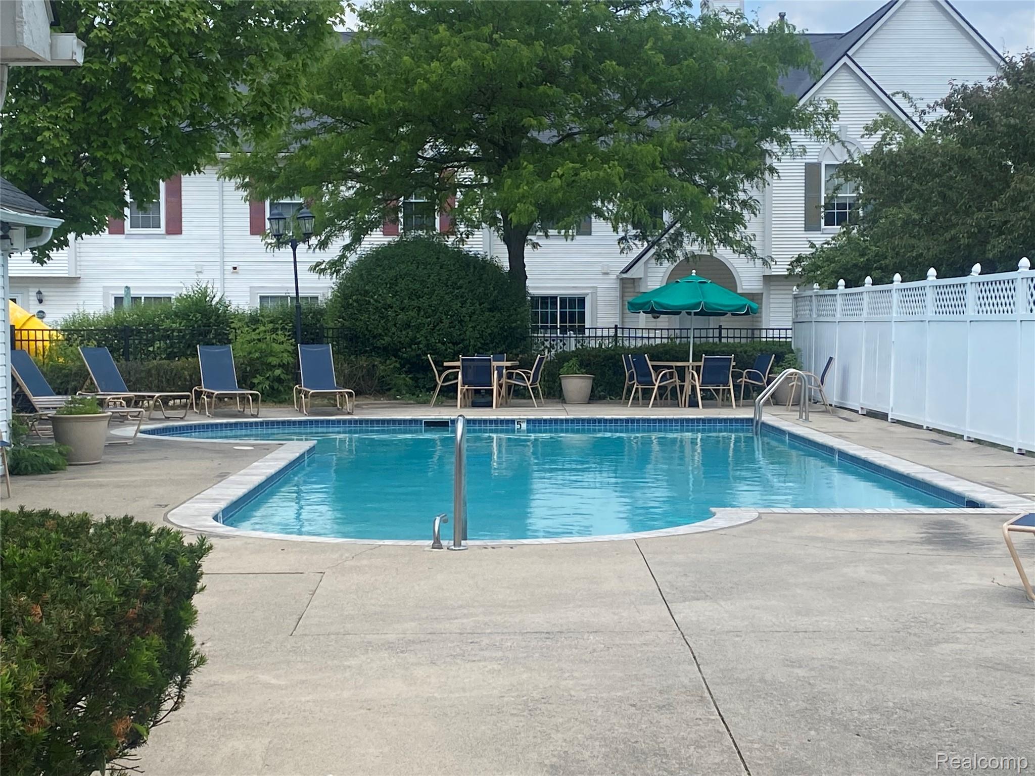 22192 Cape Cod Way Farmington, MI 48336 - Photo 17 of 17 community pool