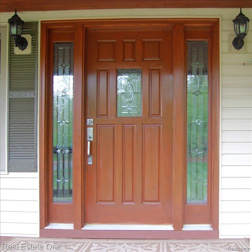 1403 Rosell Road Holly, MI 48442 - Photo 7 of 24 Front Door