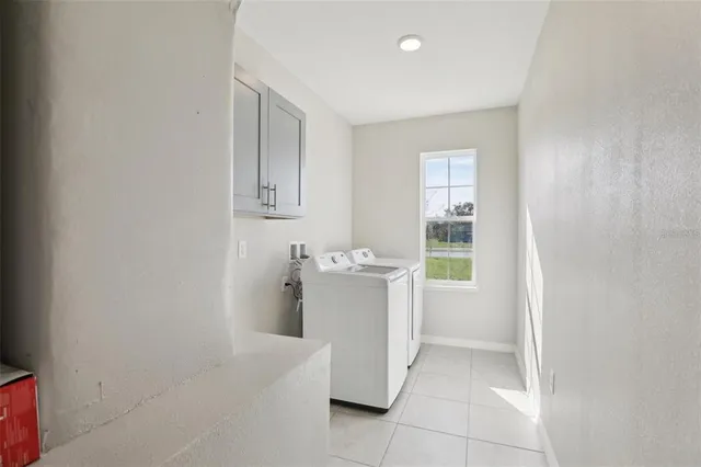 $1,975 | 2410 Park Avenue, Indian Lake Estates, FL 33855