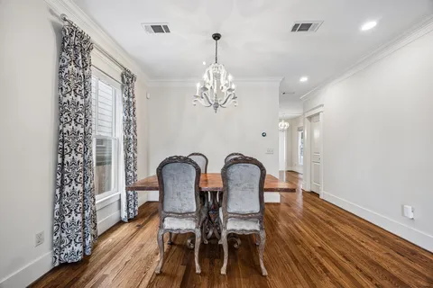 $779,800 | 227 West 24th Street, Houston, TX 77008