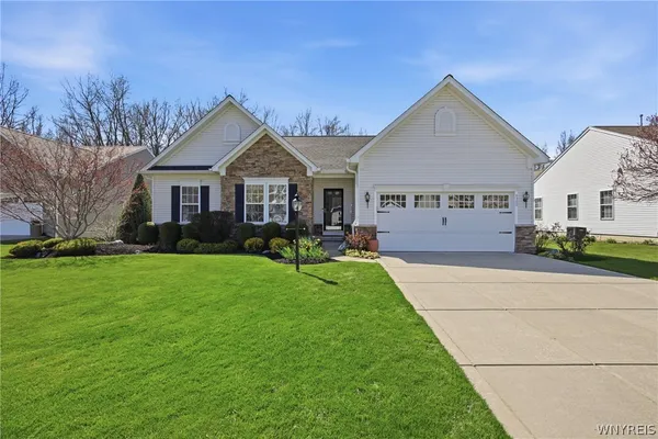 $499,900 | 4300 Riverwalk Drive South, Lewiston, NY 14174