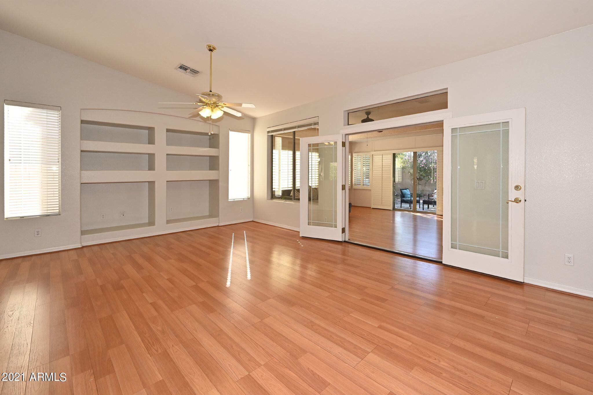4343 East Walnut Road Gilbert, AZ 85298 - Photo 17 of 56 Living 2