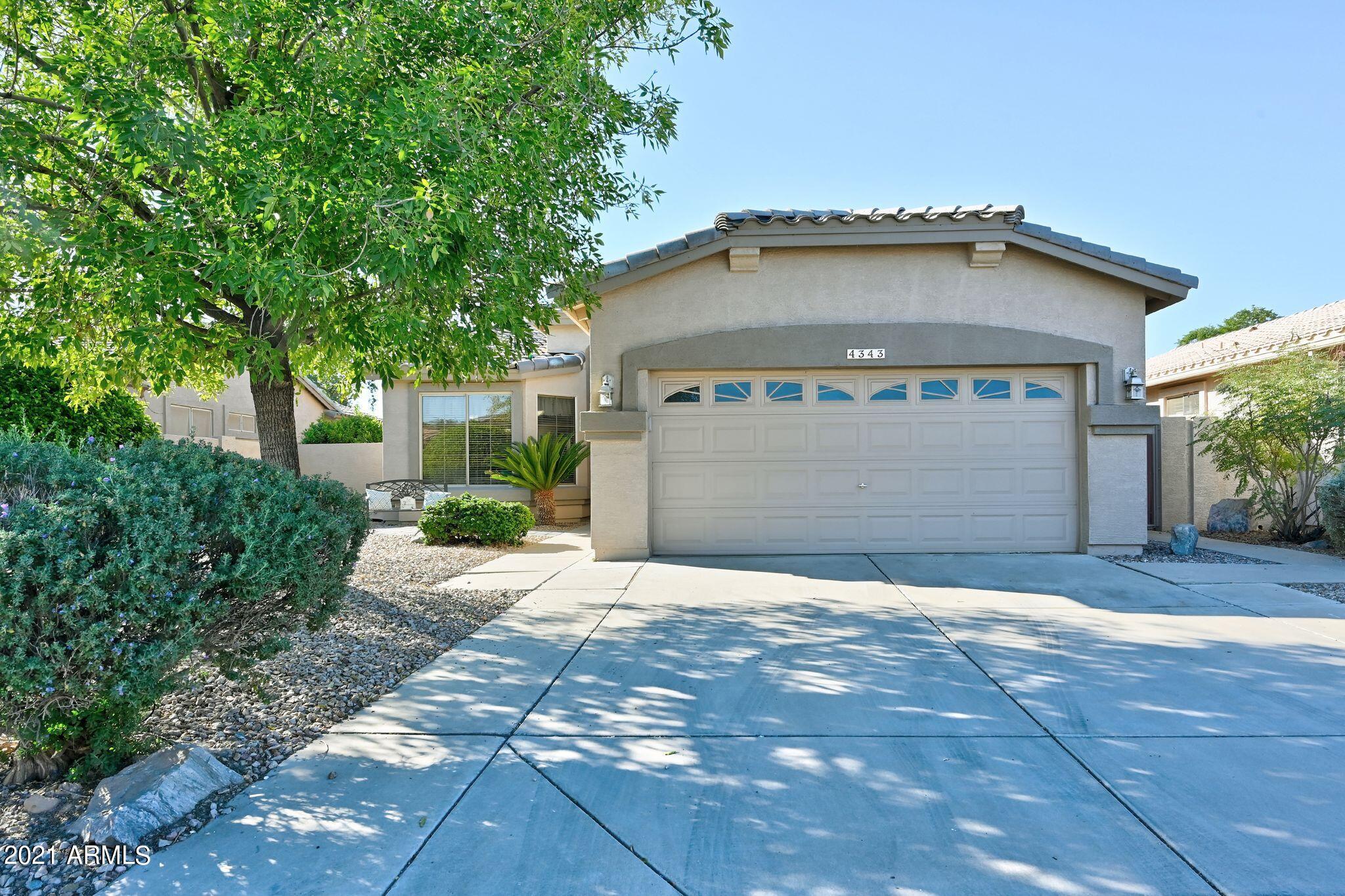4343 East Walnut Road Gilbert, AZ 85298 - Photo 6 of 56 Front 2