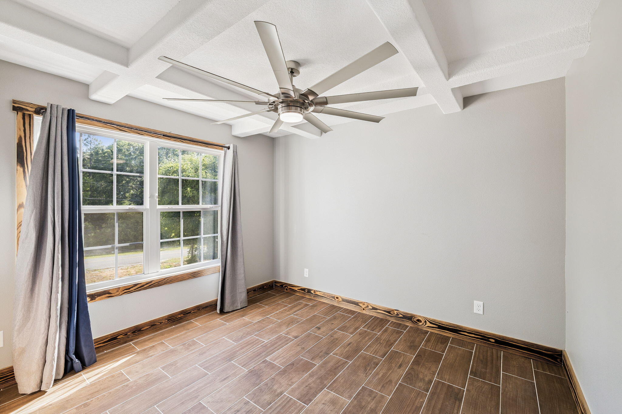 981 East Chestnut Avenue Crestview, FL 32539 - Photo 31 of 42 30Array_981EChestnutAve-66