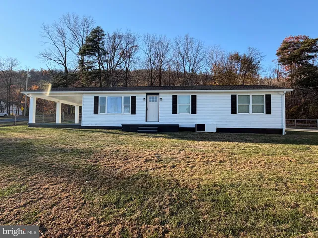 $350,000 | 3032 Dry Run Road, Martinsburg, WV 25403